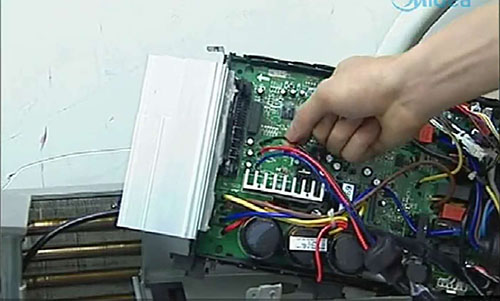 武功美的空调电话是多少